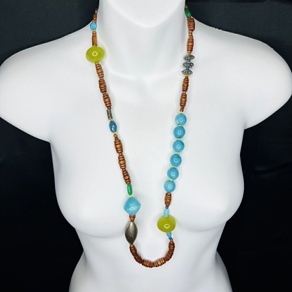 Vintage Lucite Wood Silver Beads Tibetan Necklace Mixed Media Chunky Beads 4009